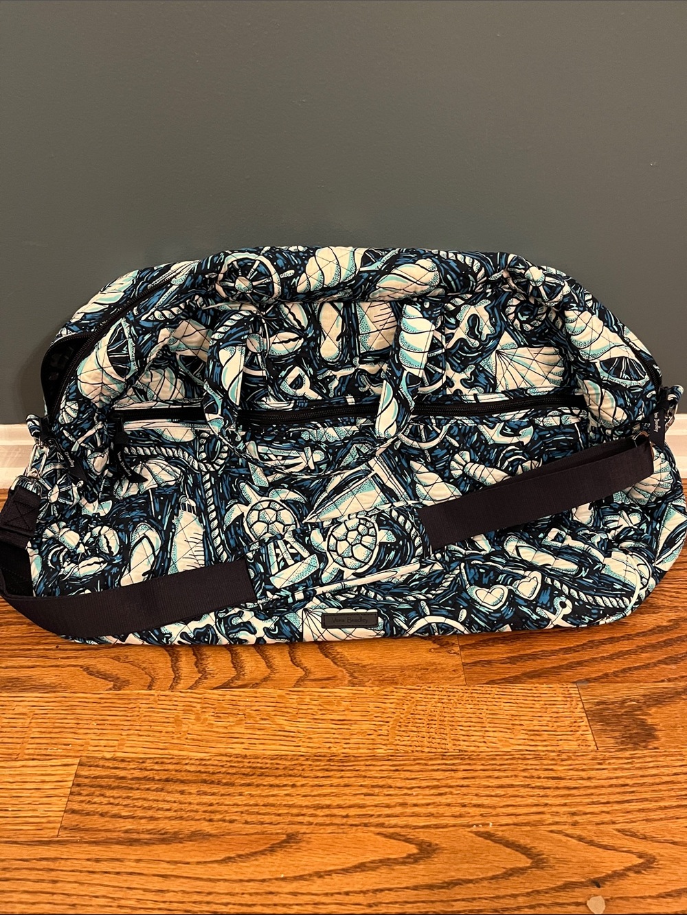 Vera Bradley Grand Traveler Bag Shore Enough Print Large 24 in Weekender Bag